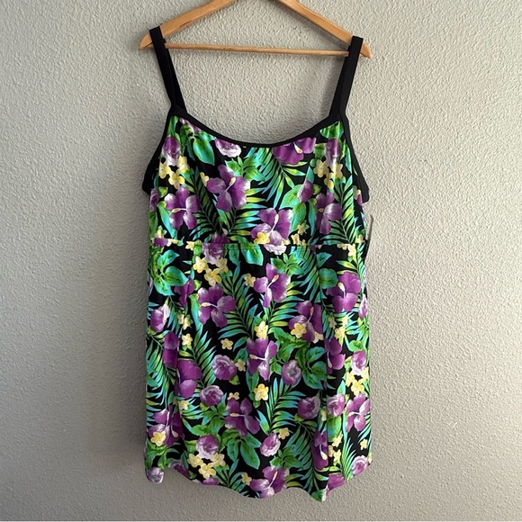Freshwater Skirted Swimsuit Size 26W NWT - Picture 1 of 9